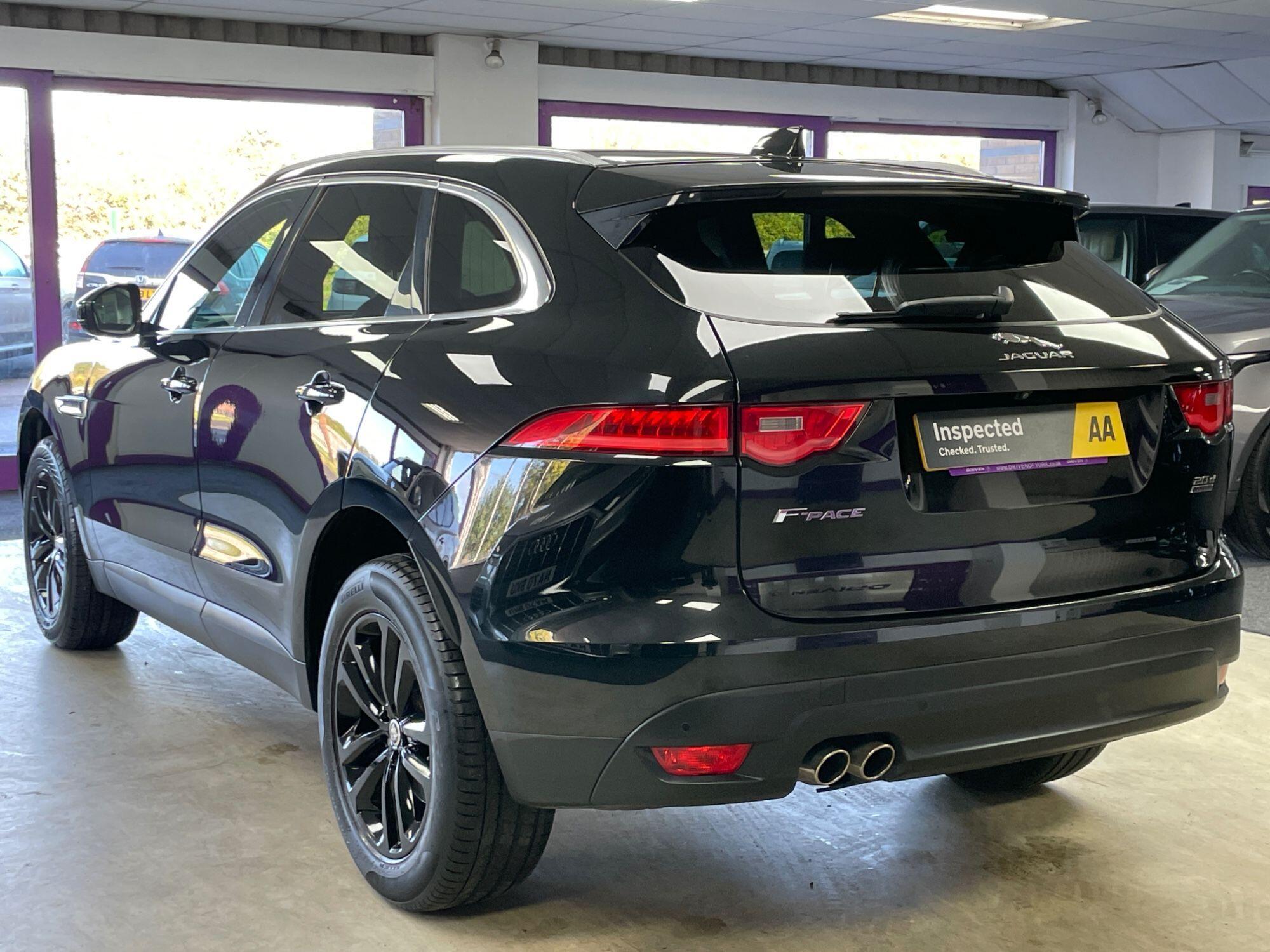 Jaguar F-Pace - Image 7