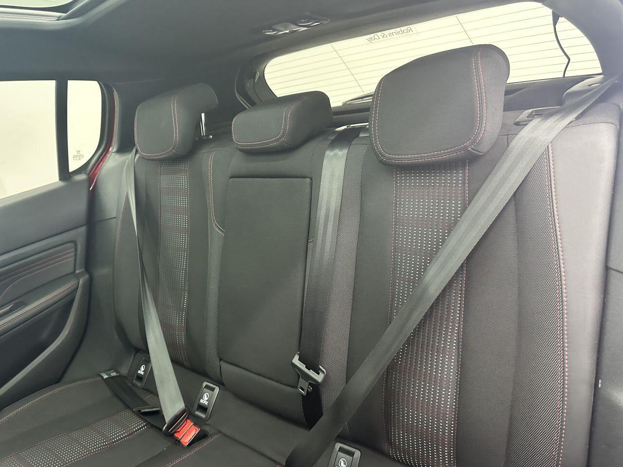 Peugeot 308 - Image 13