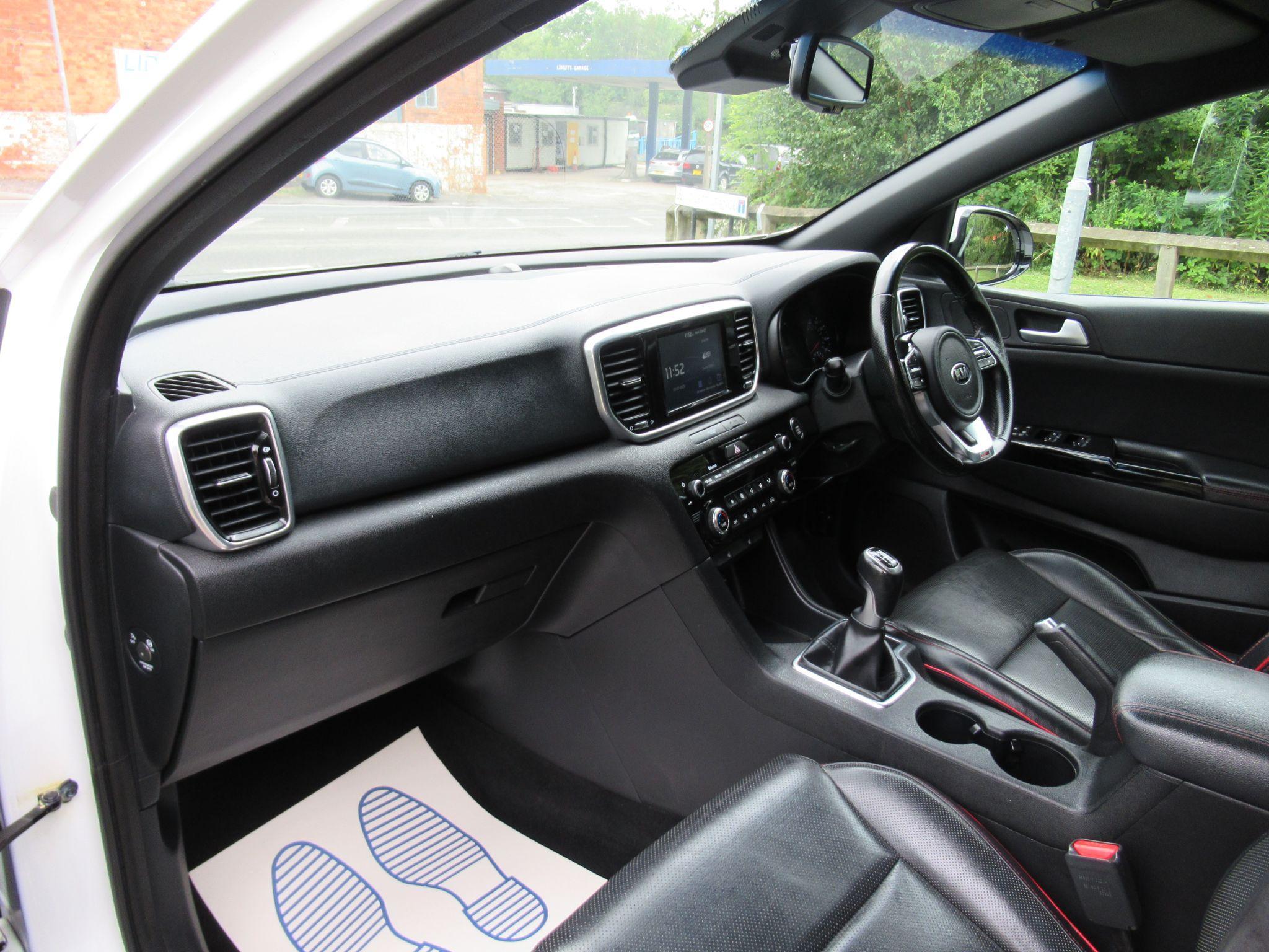Kia Sportage - Image 18