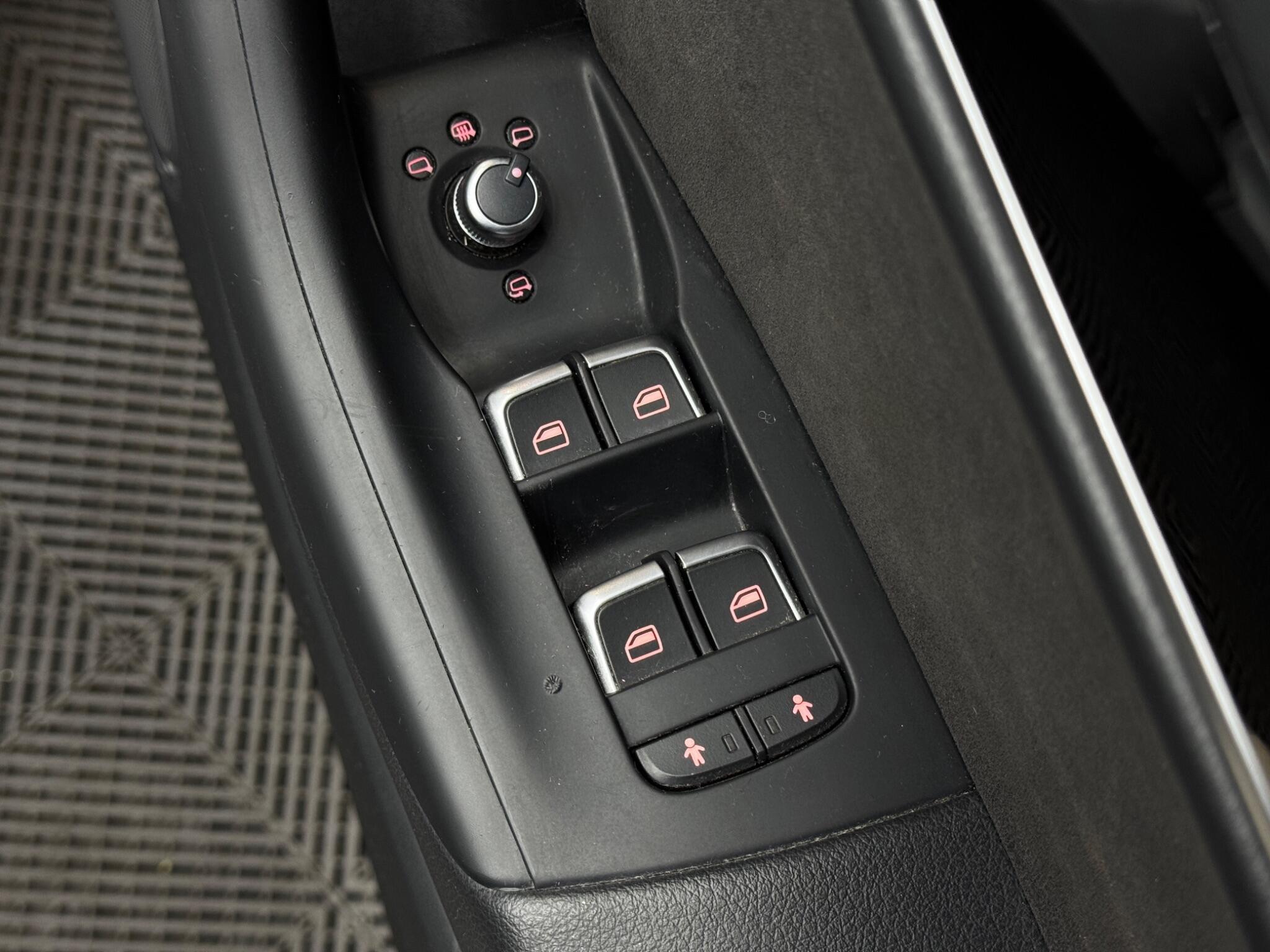 Audi Q3 - Image 27