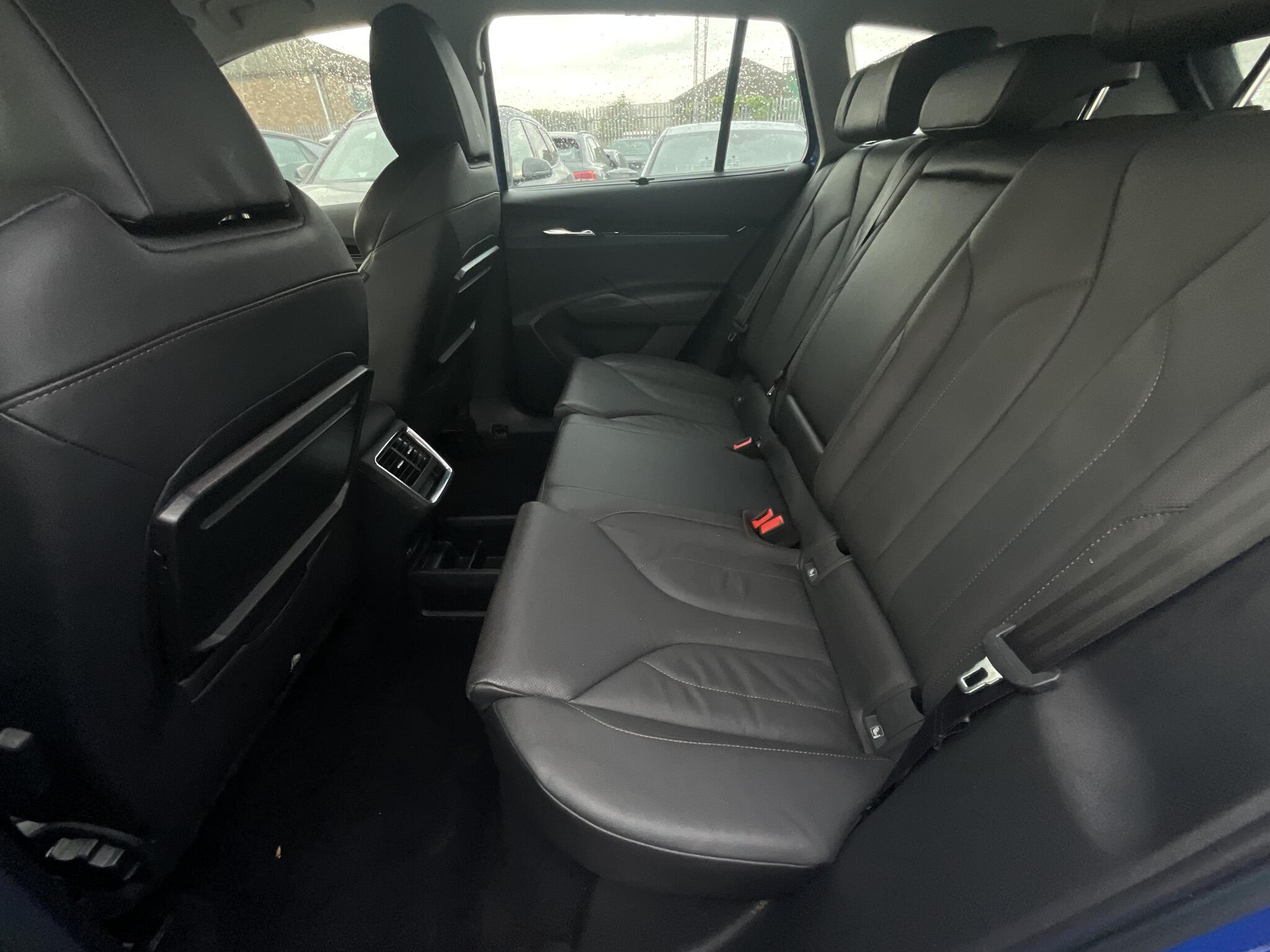 Skoda Enyaq iV - Image 15