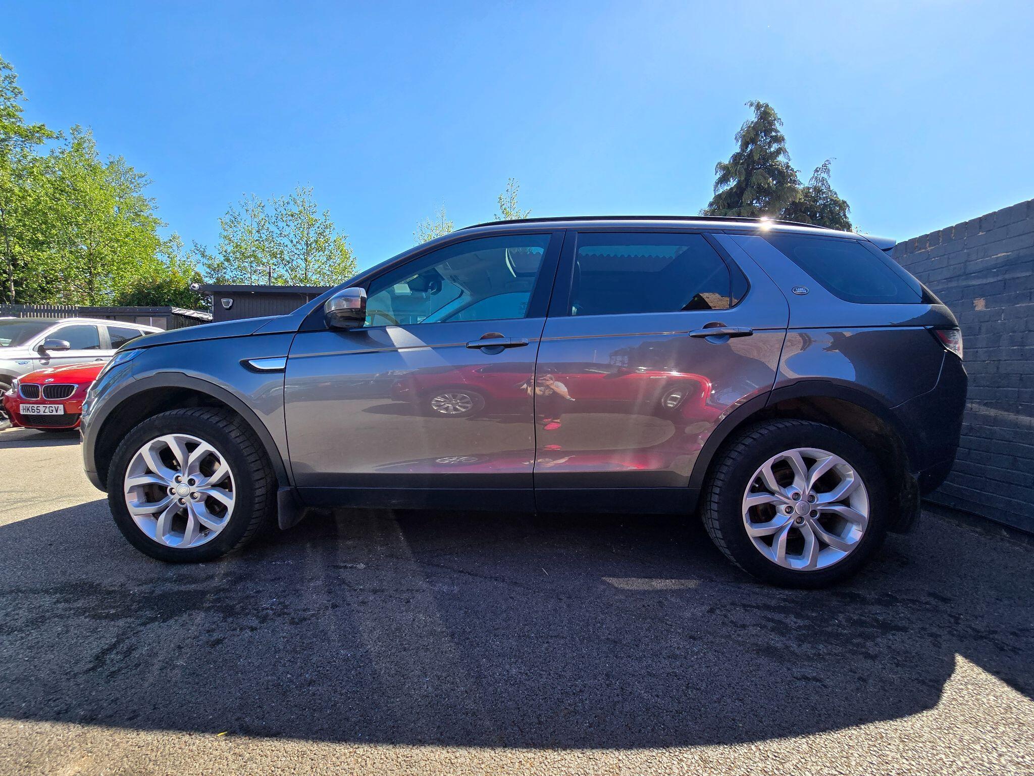Land Rover DISCOVERY SPORT - Image 6