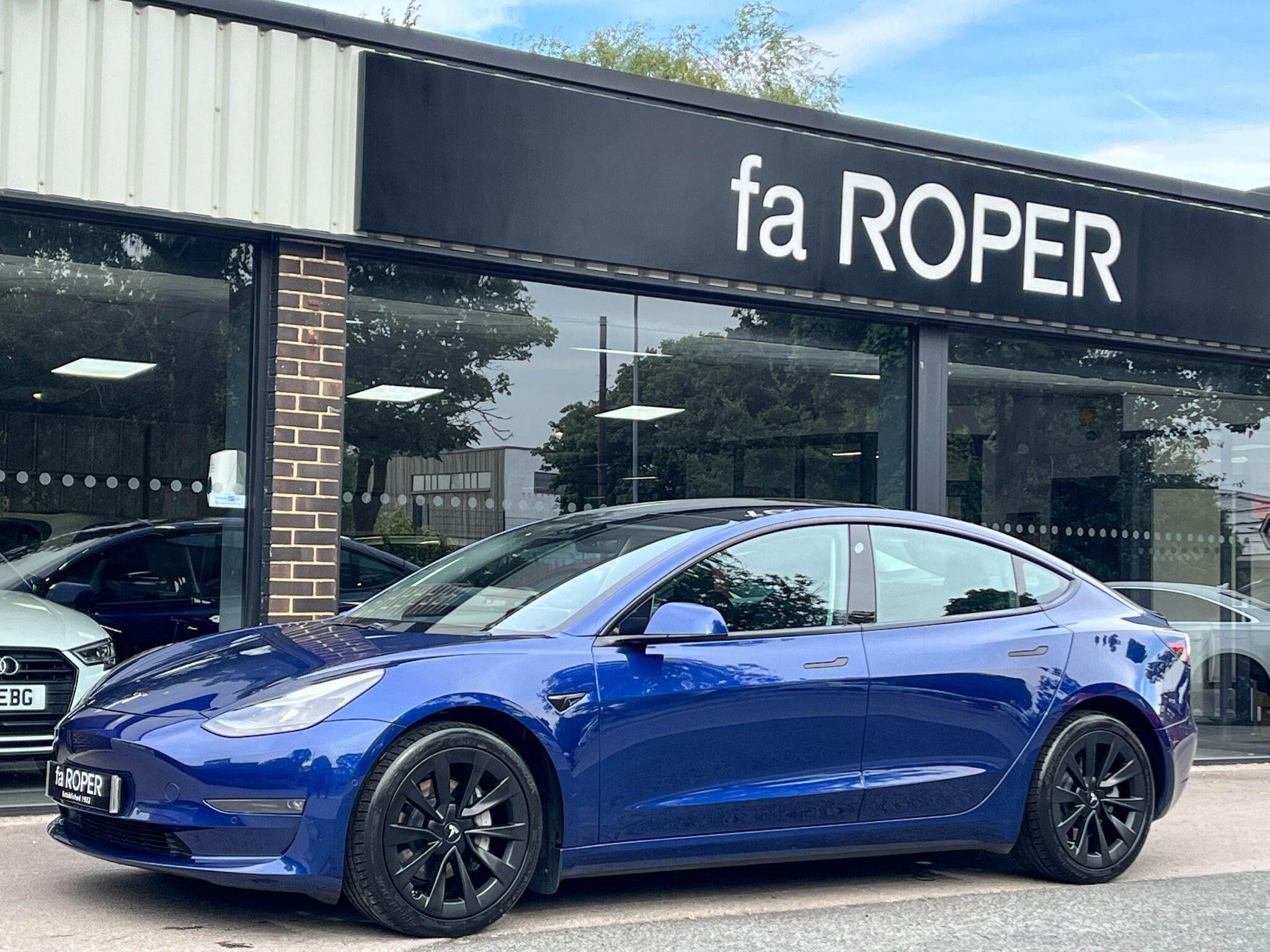 Tesla Model 3 - Image 2