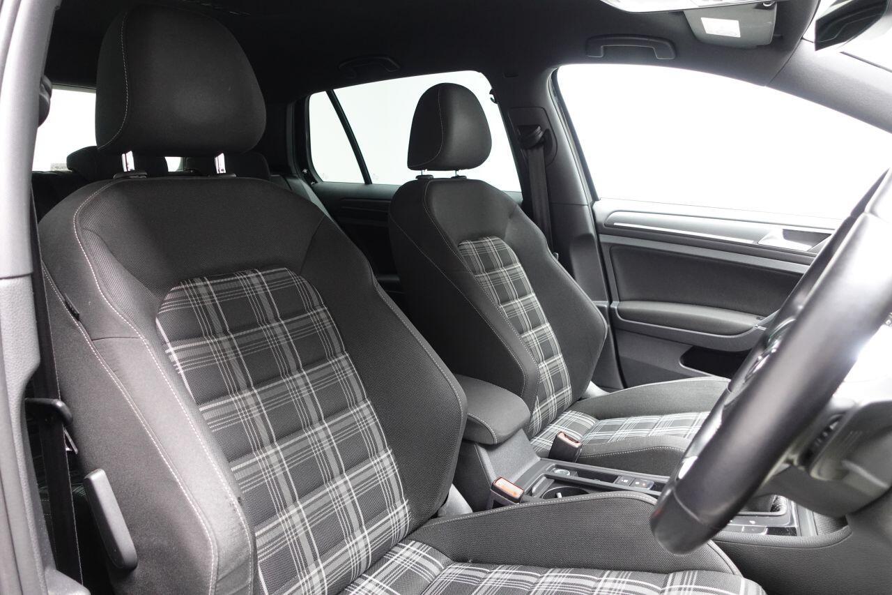 Volkswagen Golf - Image 3