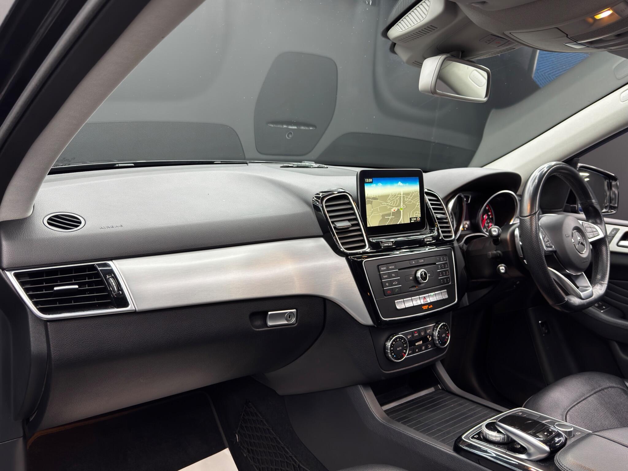 Mercedes GLE - Image 11