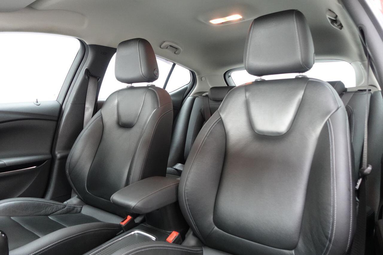 Vauxhall Astra - Image 17