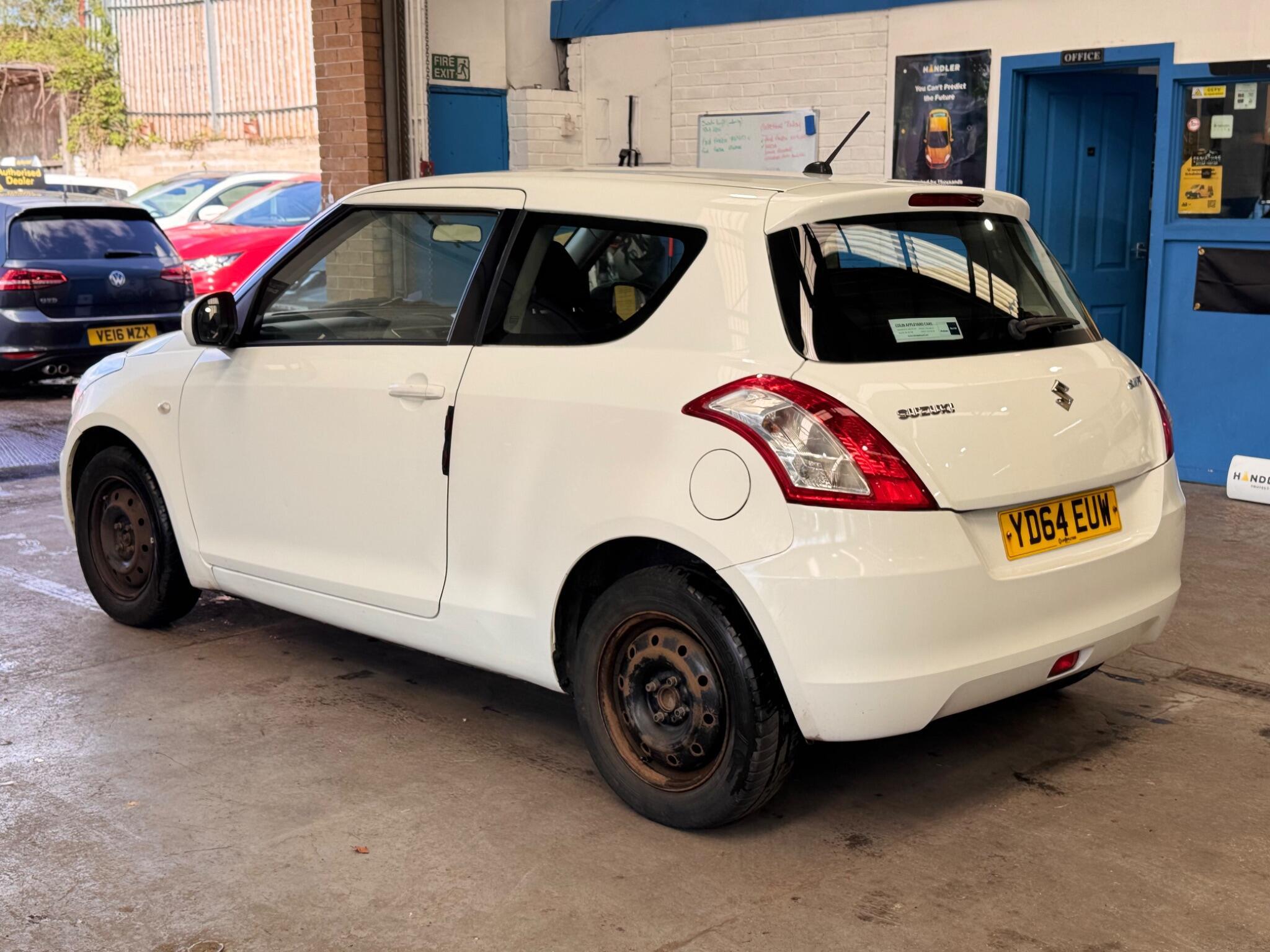 Suzuki Swift - Image 3