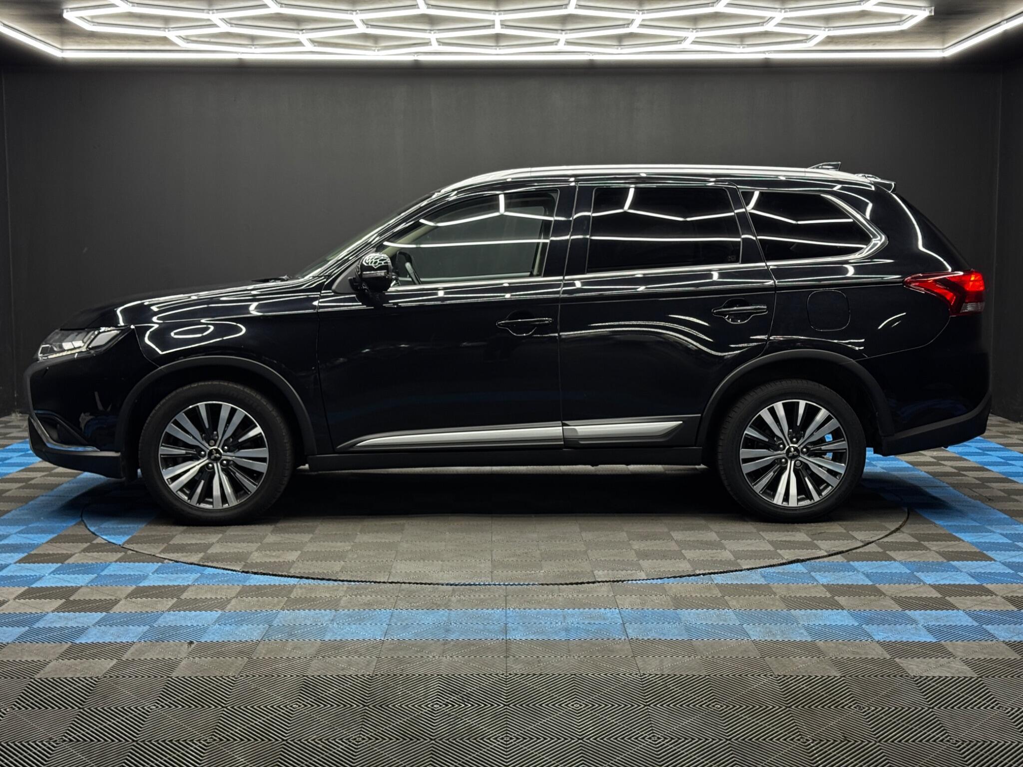 Mitsubishi Outlander - Image 8