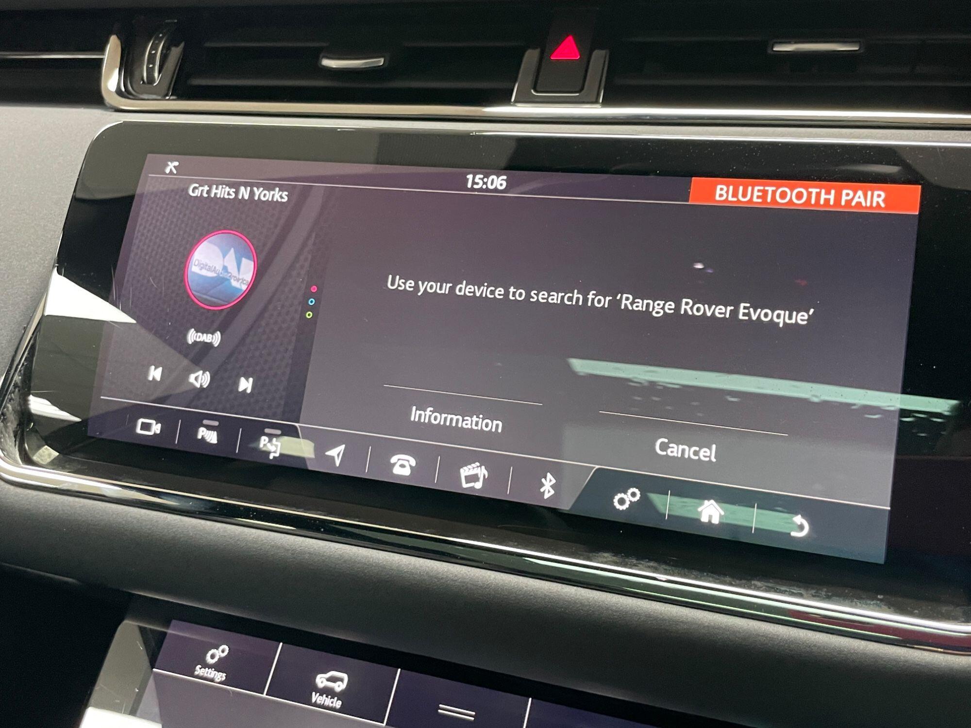 Land Rover Range Rover Evoque - Image 45