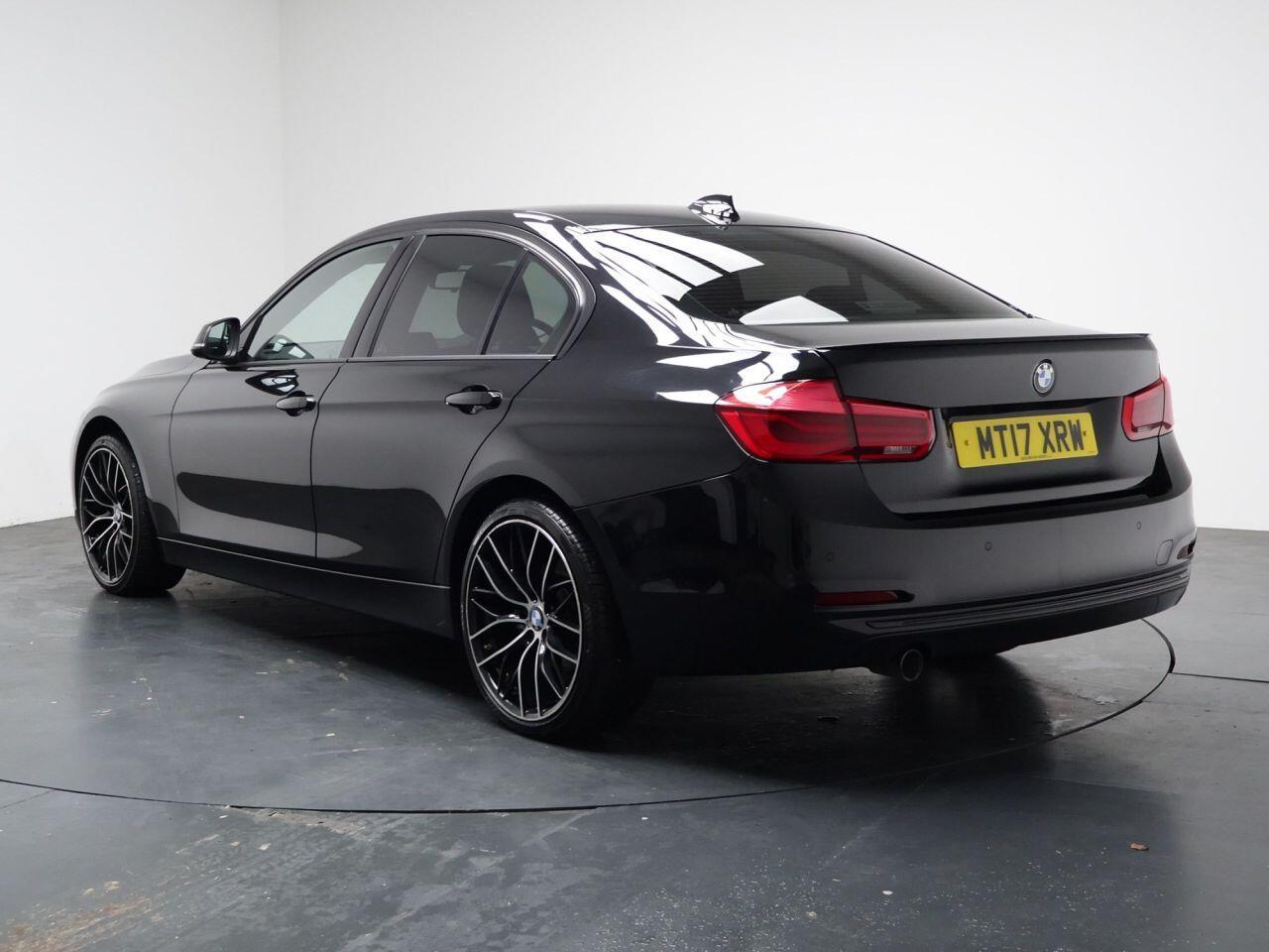 BMW 3 Series - Image 9