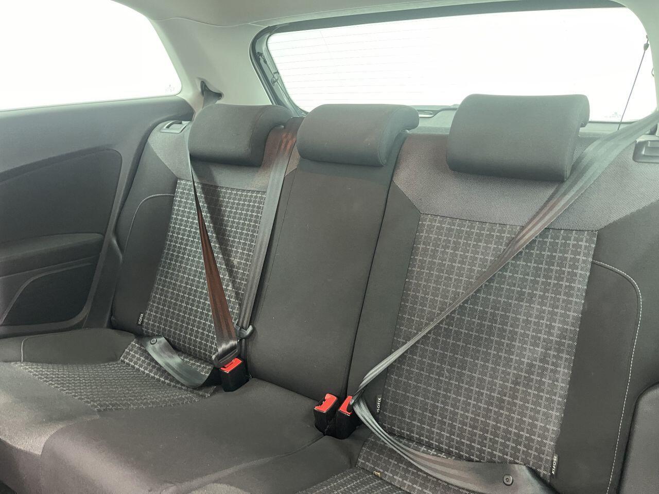 Volkswagen Polo - Image 24