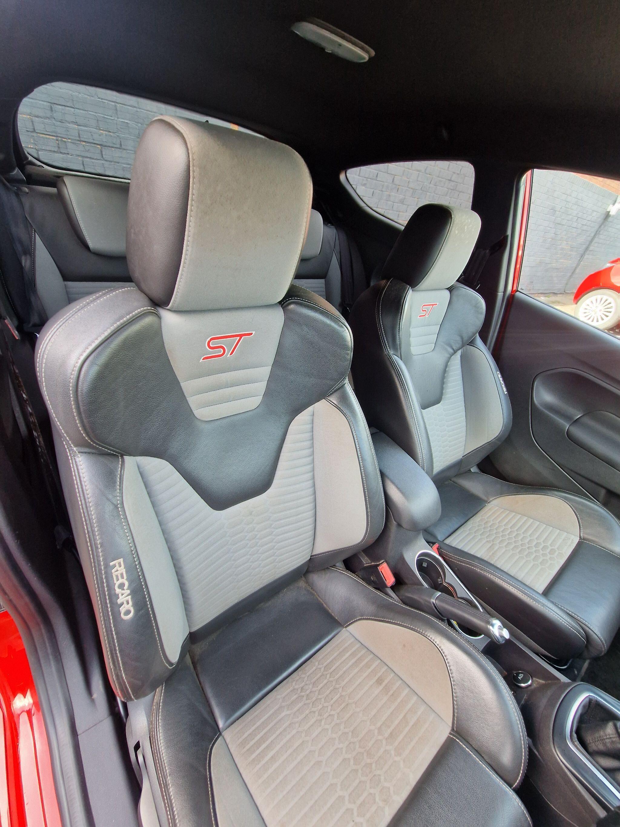 Ford Fiesta - Image 30