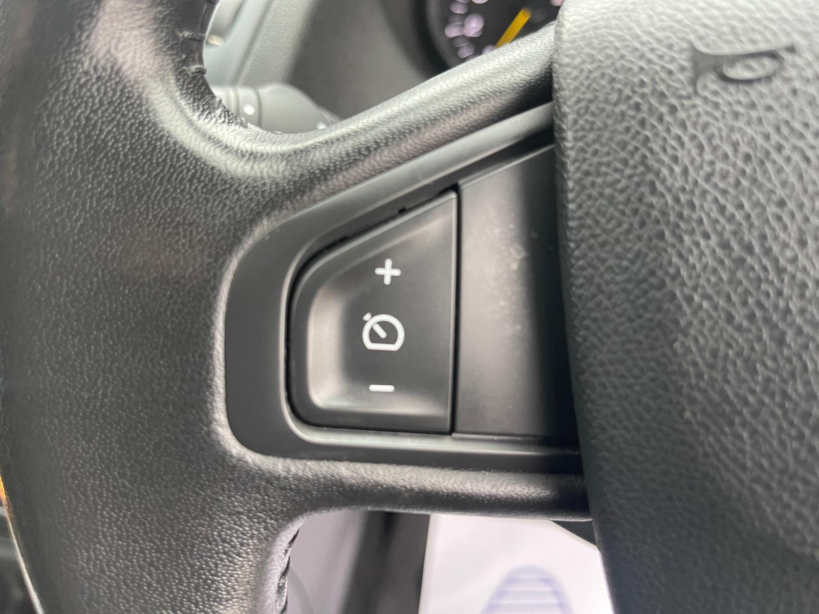 Renault Megane - Image 26