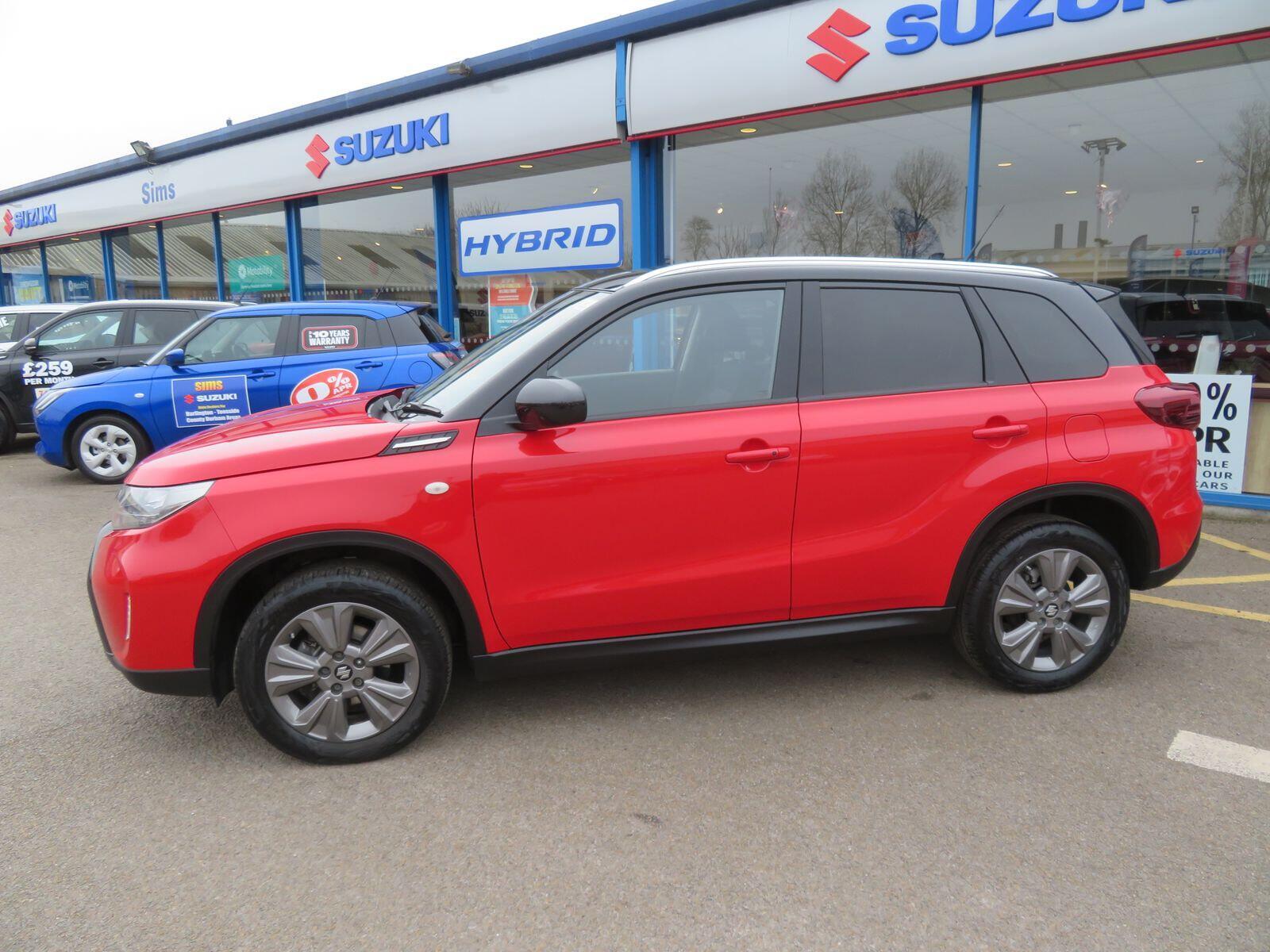Suzuki Vitara - Image 11