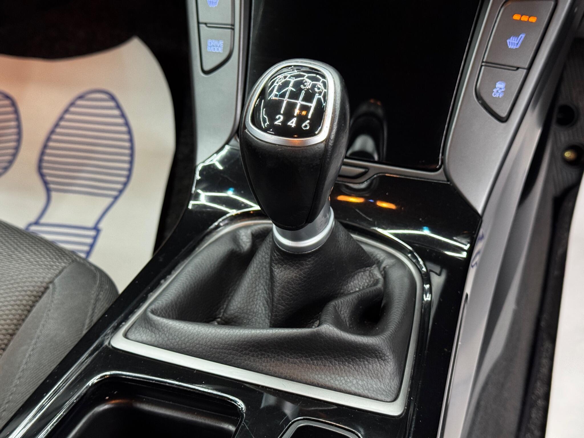 Hyundai i40 - Image 26