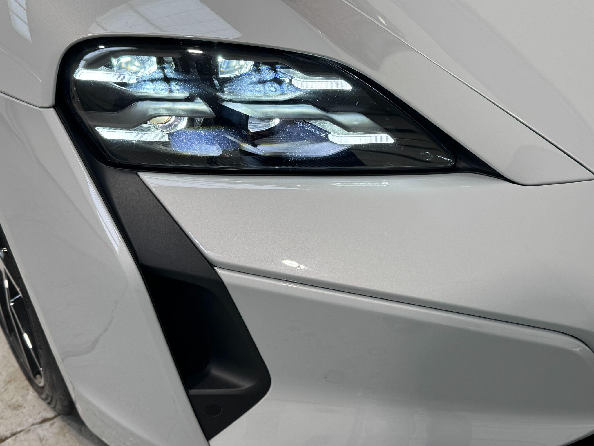 Porsche Taycan - Image 81