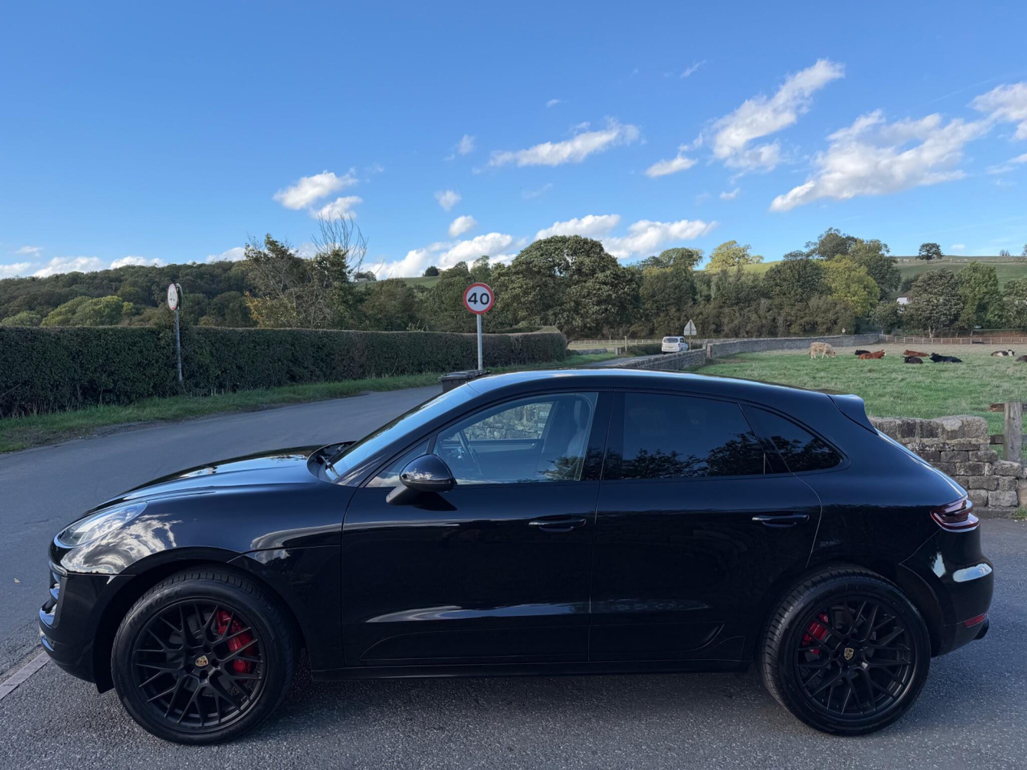 Porsche Macan - Image 15