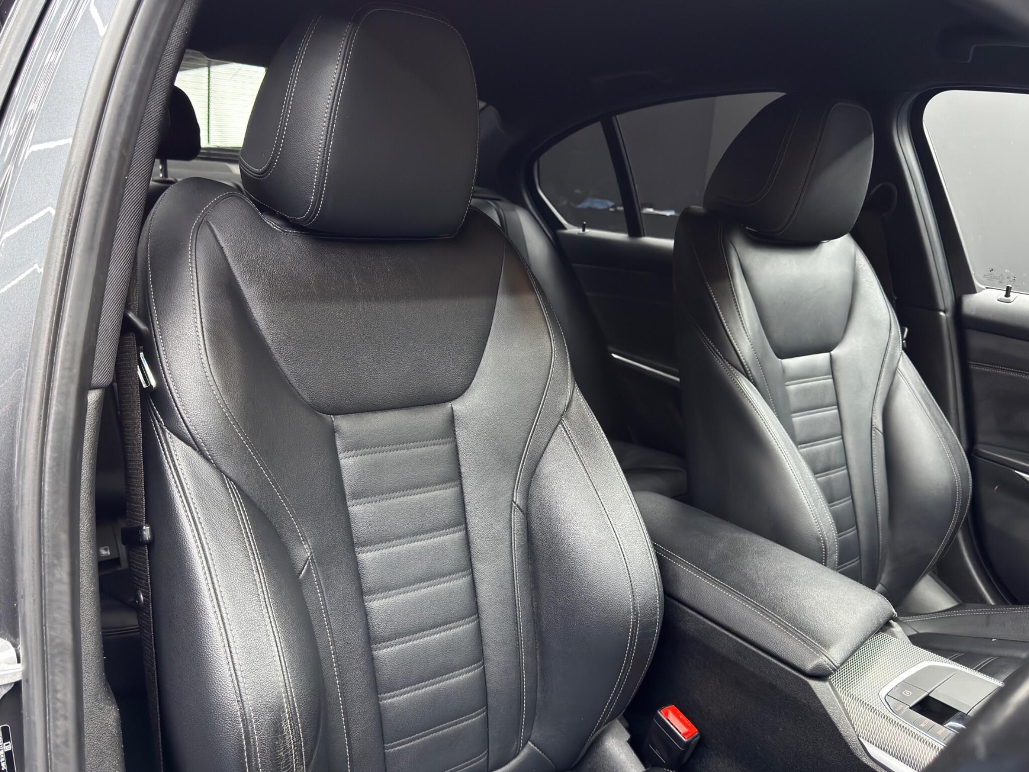 BMW 3 Series - Image 12