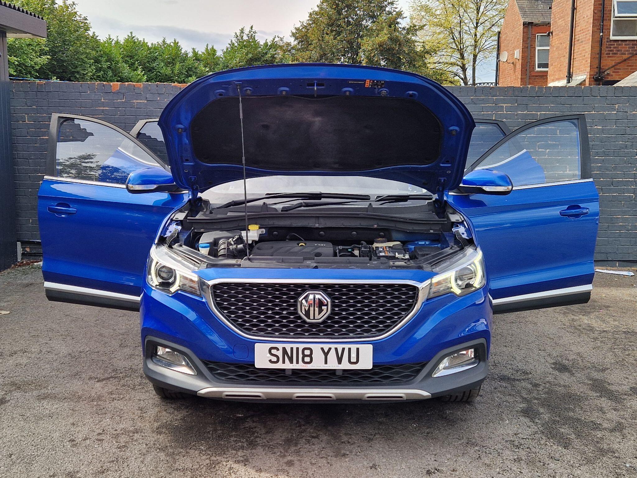MG MG ZS - Image 13