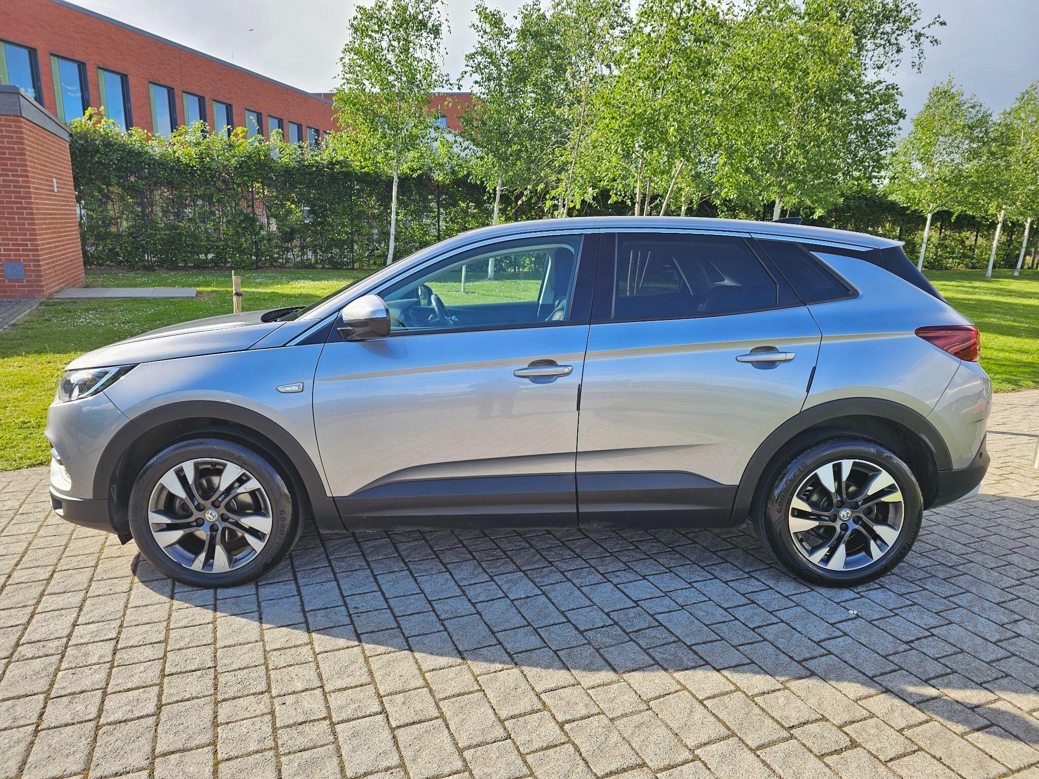 Vauxhall Grandland X - Image 40