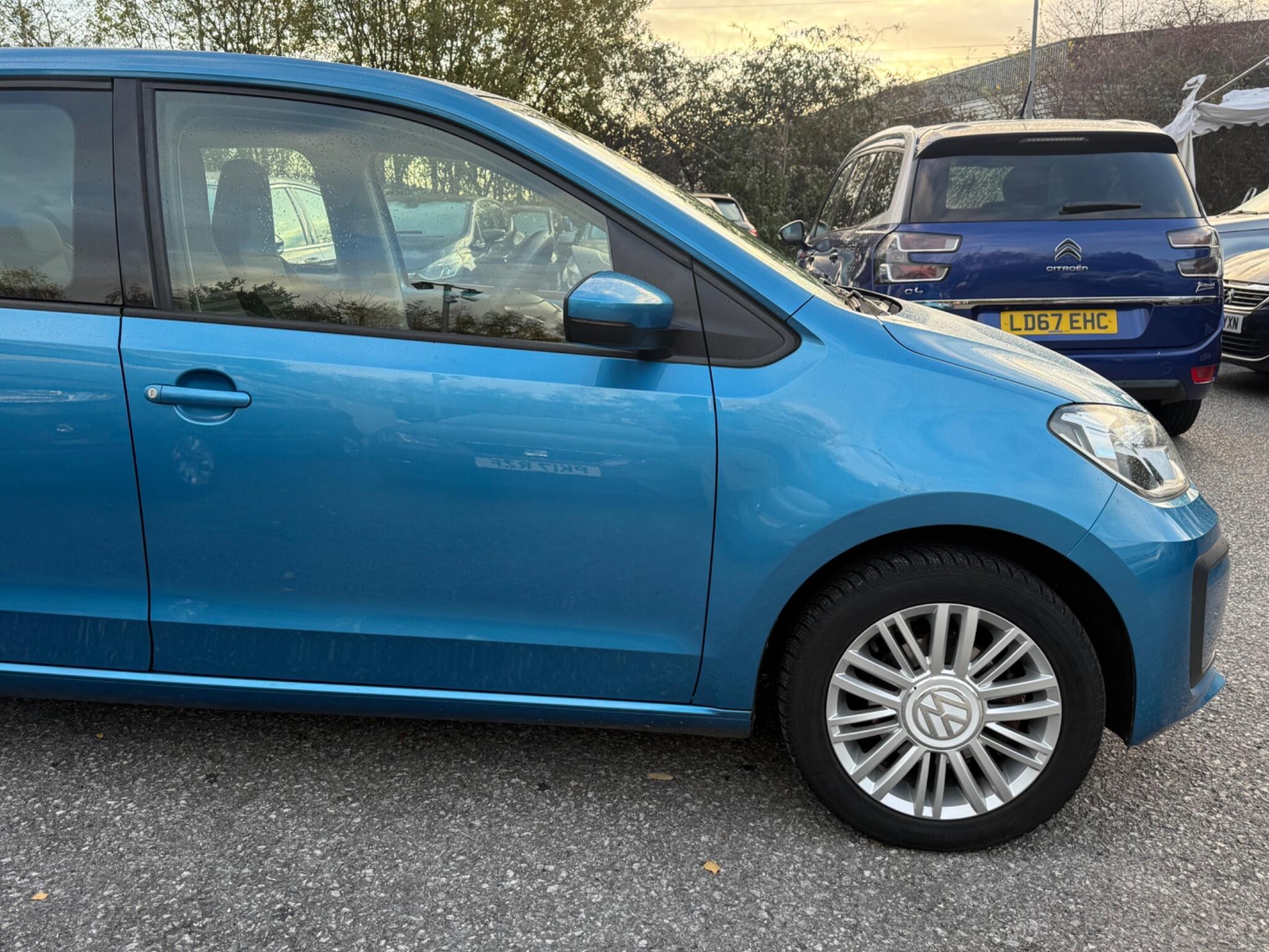 Volkswagen up! - Image 19