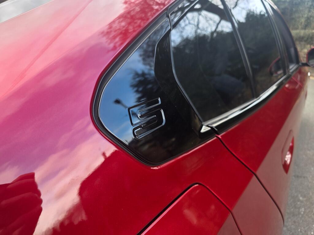 BMW 5 Series - Image 17