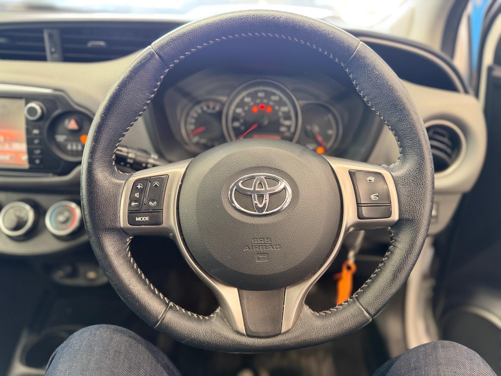 Toyota Yaris - Image 20
