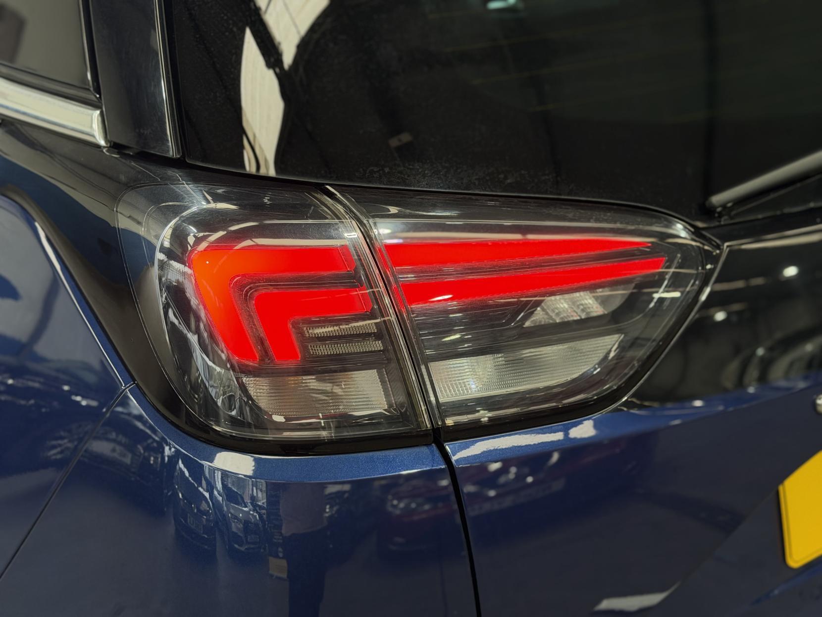 Vauxhall Crossland - Image 11