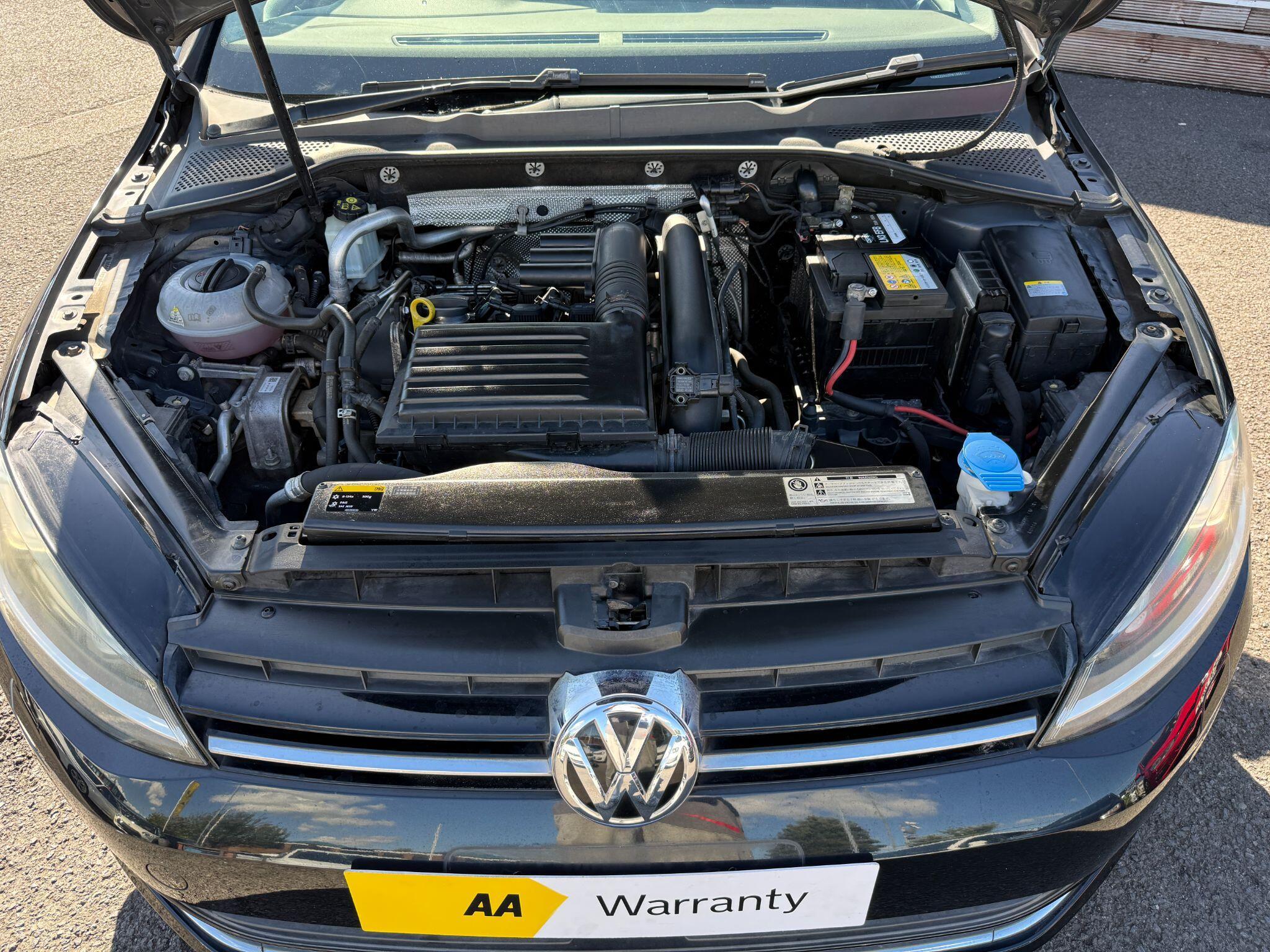 Volkswagen Golf - Image 71