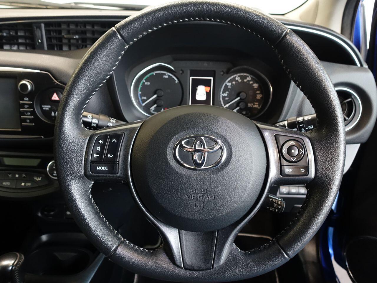 Toyota Yaris - Image 3