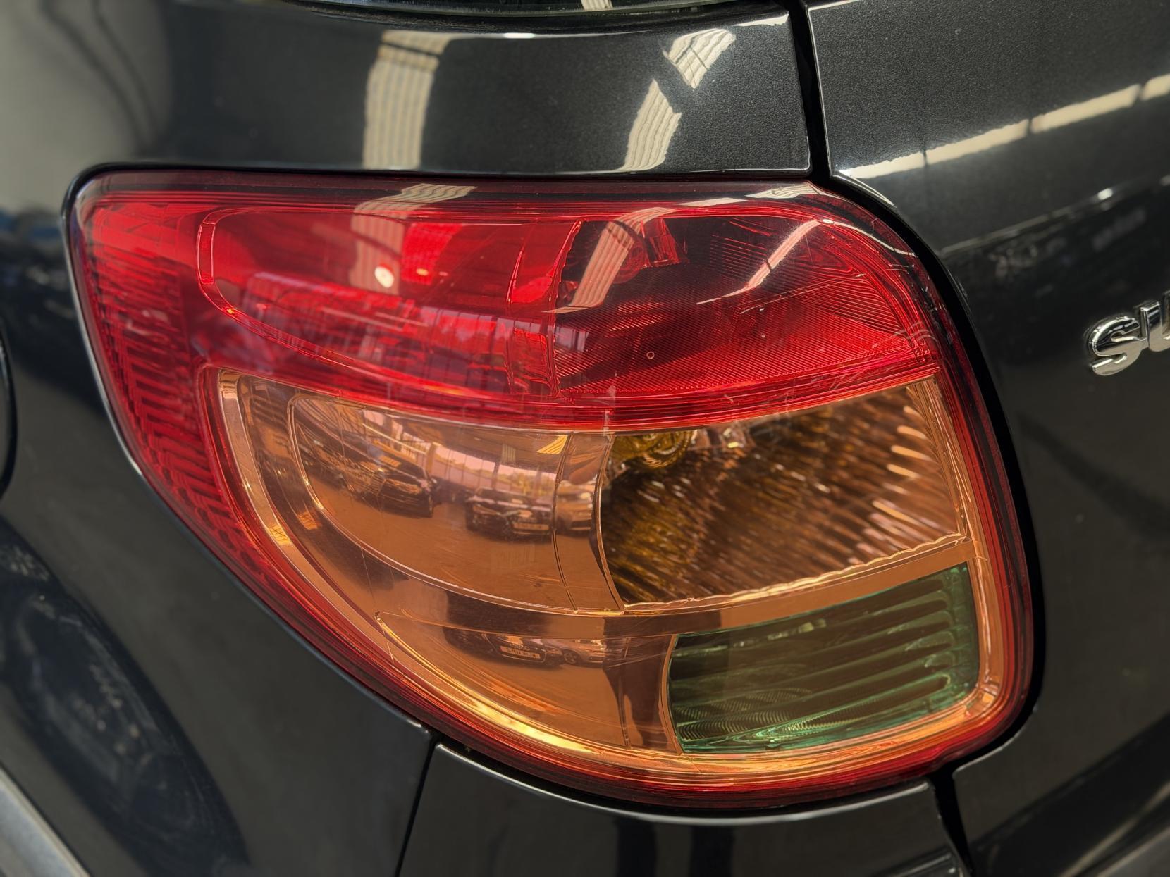 Suzuki SX4 - Image 11