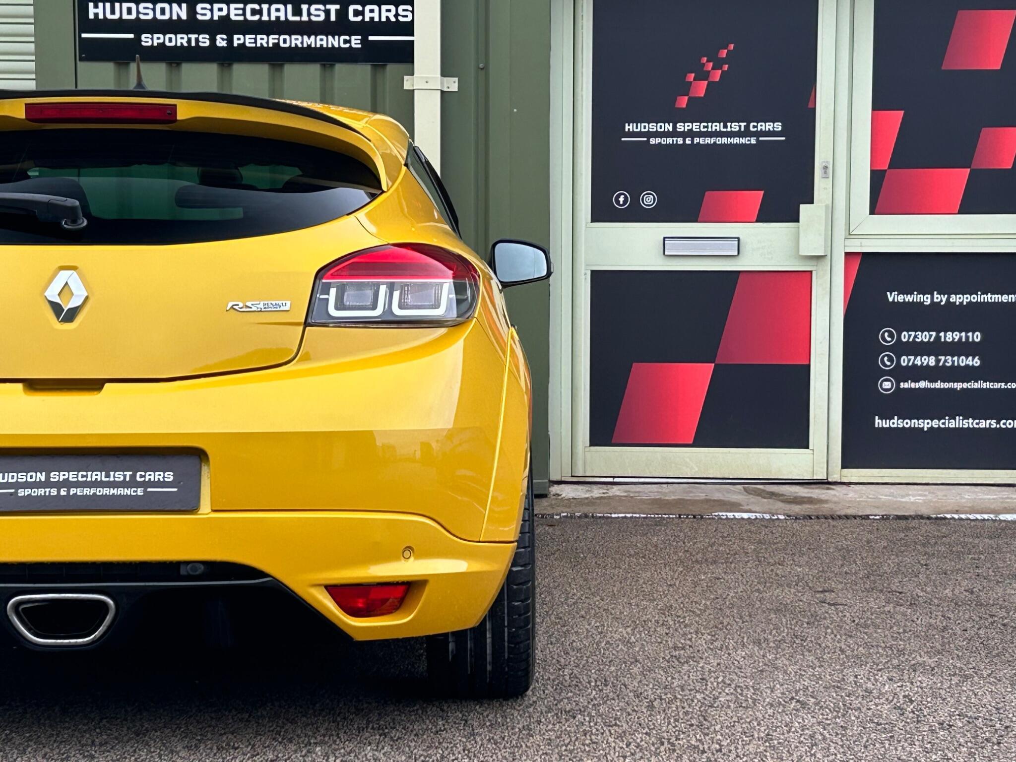 Renault Megane - Image 18