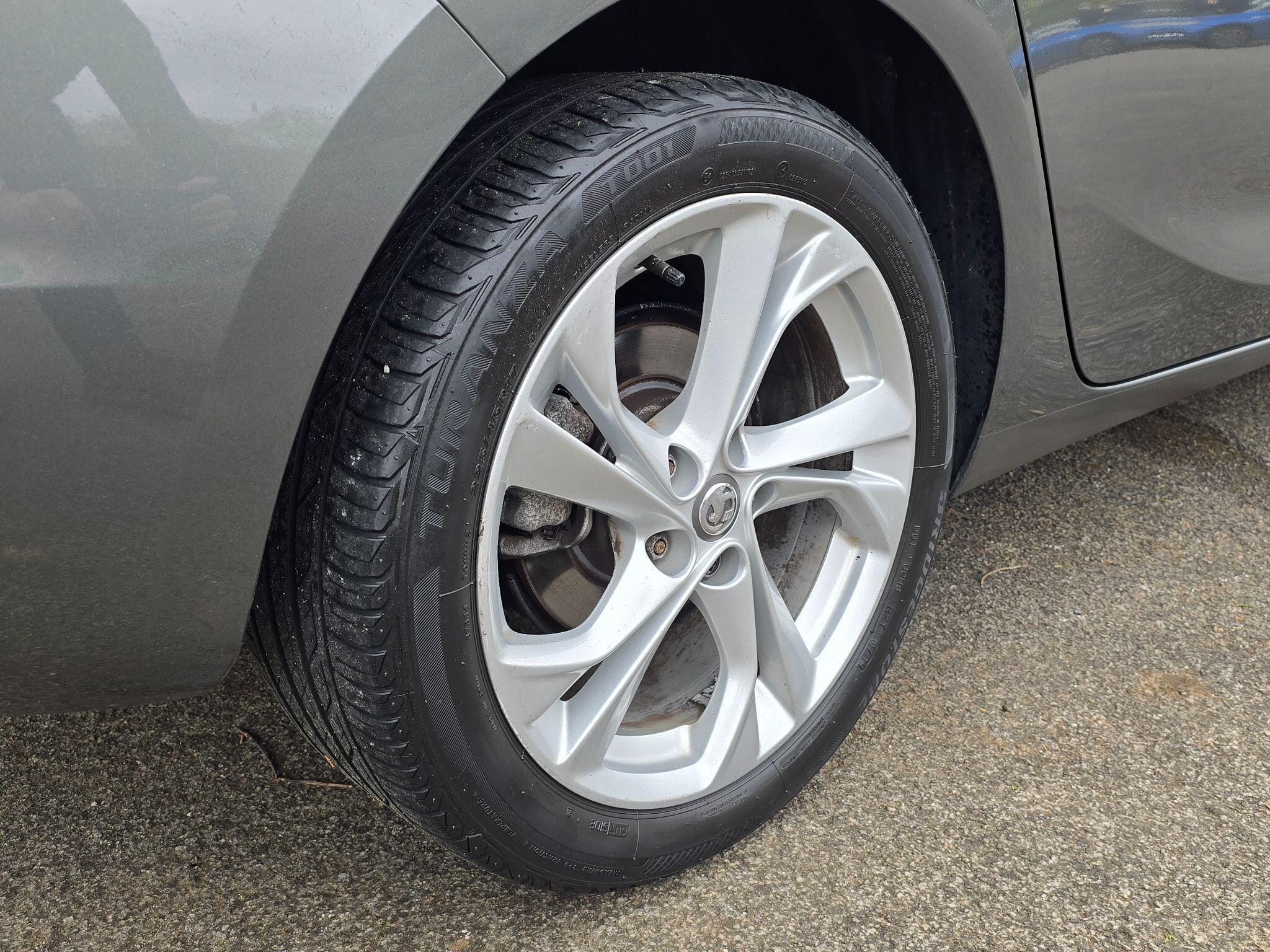 Vauxhall Astra - Image 12