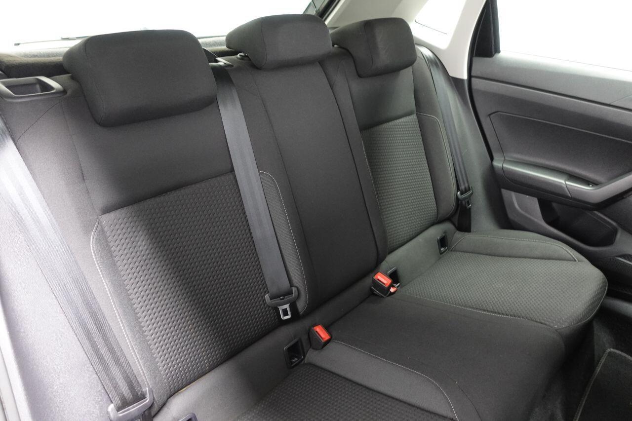 Volkswagen Polo - Image 18