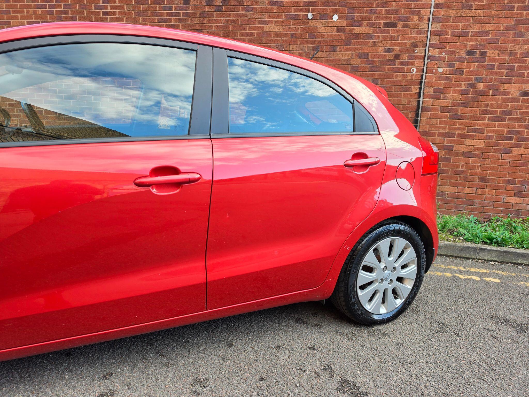 Kia Rio - Image 9