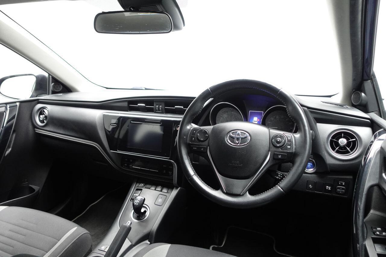Toyota Auris - Image 15