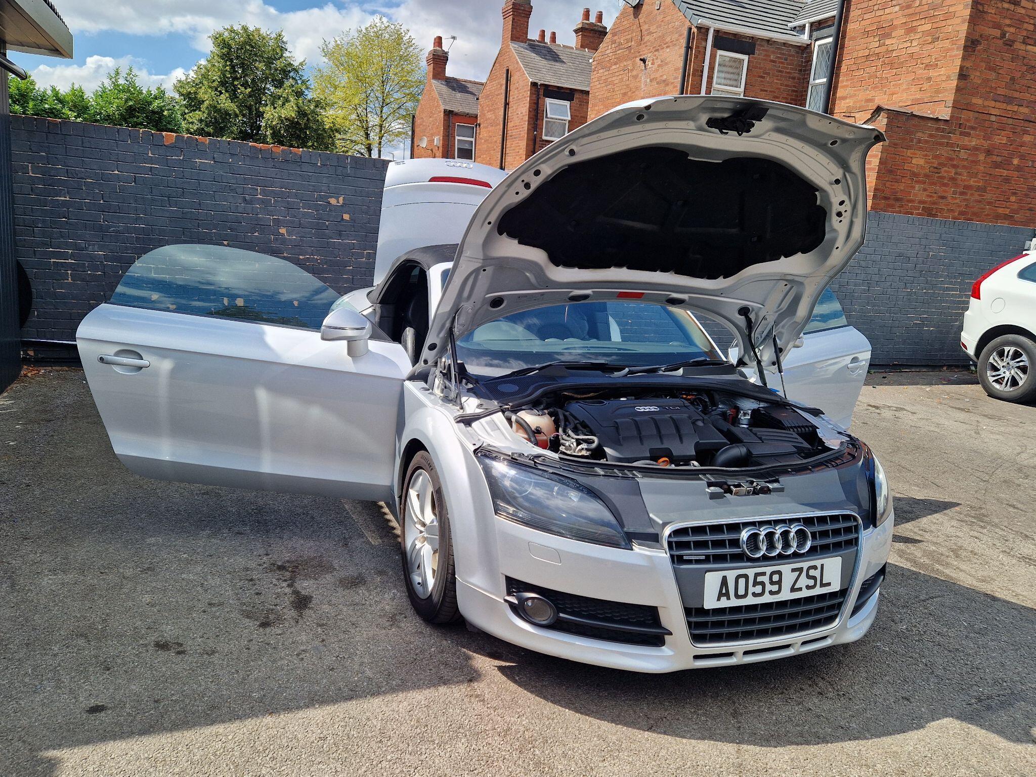 Audi TT - Image 12