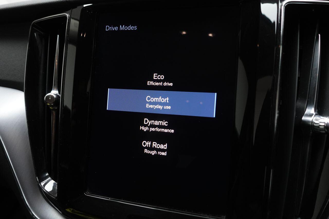 Volvo XC60 - Image 35