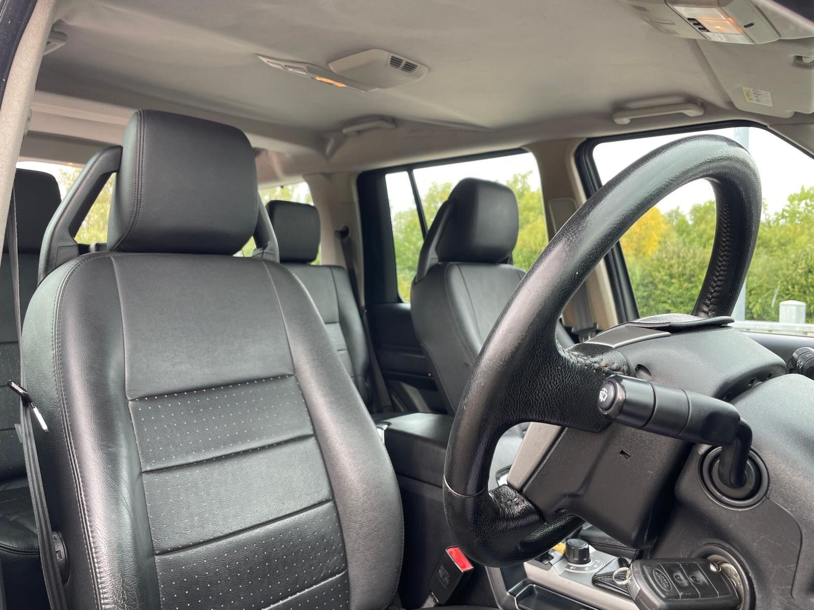 Land Rover DISCOVERY 3 - Image 17