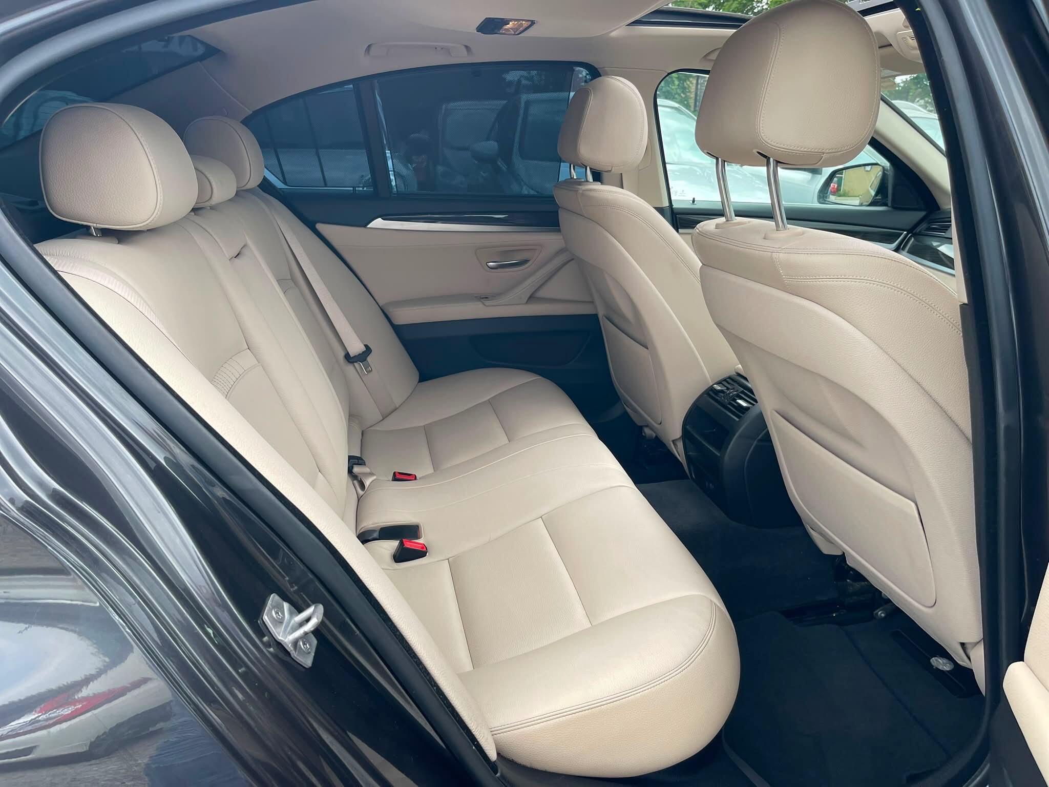 BMW 5 Series - Image 19