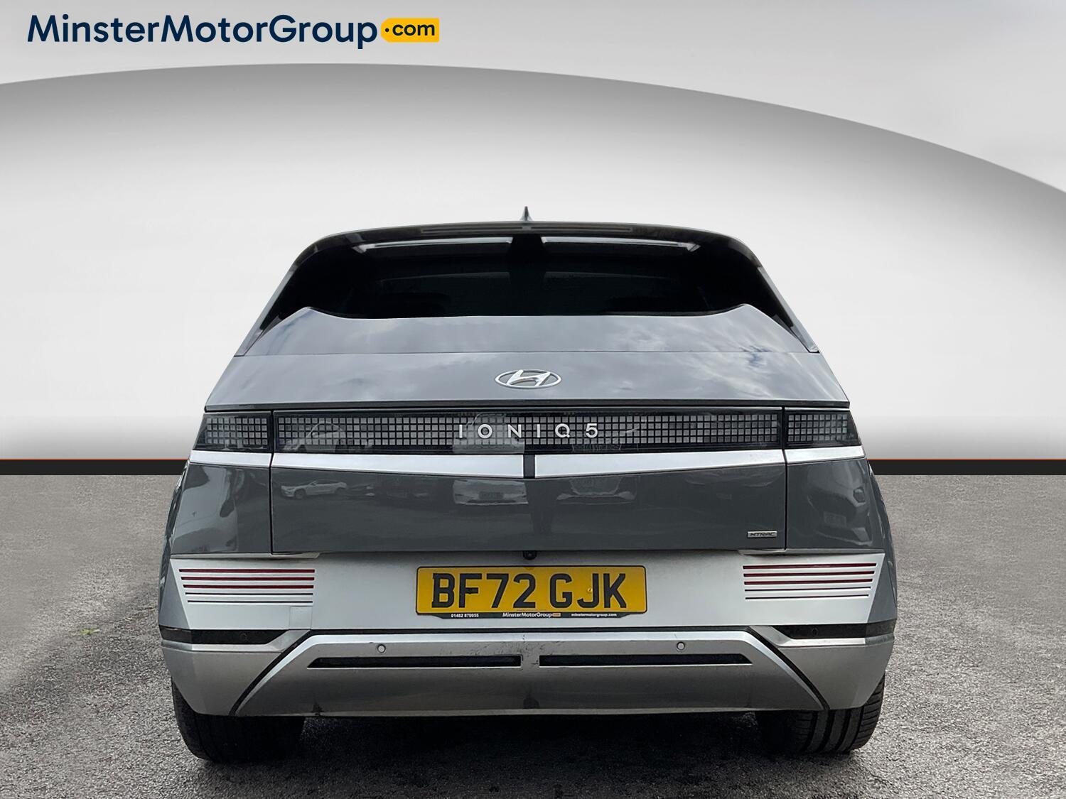 Hyundai Ioniq 5 - Image 3