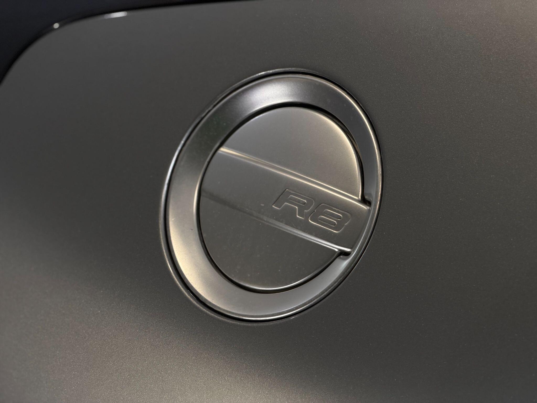 Audi R8 - Image 4