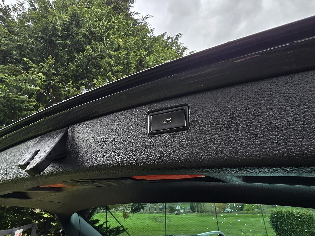 Volkswagen Passat - Image 10