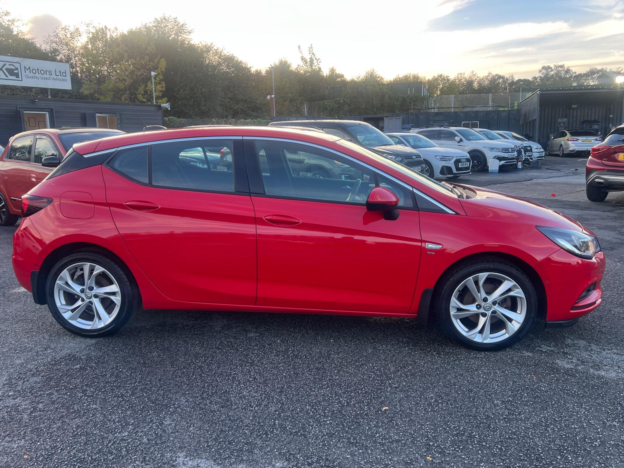 Vauxhall Astra - Image 9