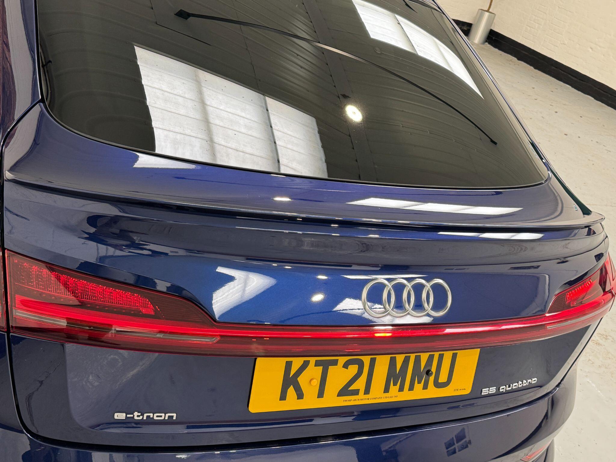 Audi E-Tron - Image 85