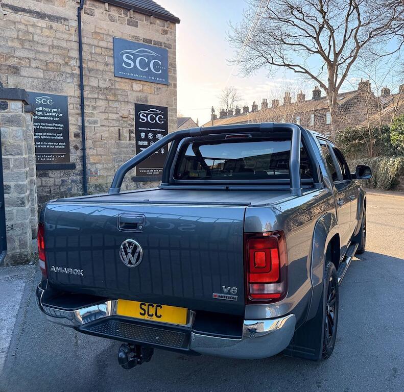 Volkswagen Amarok - Image 8