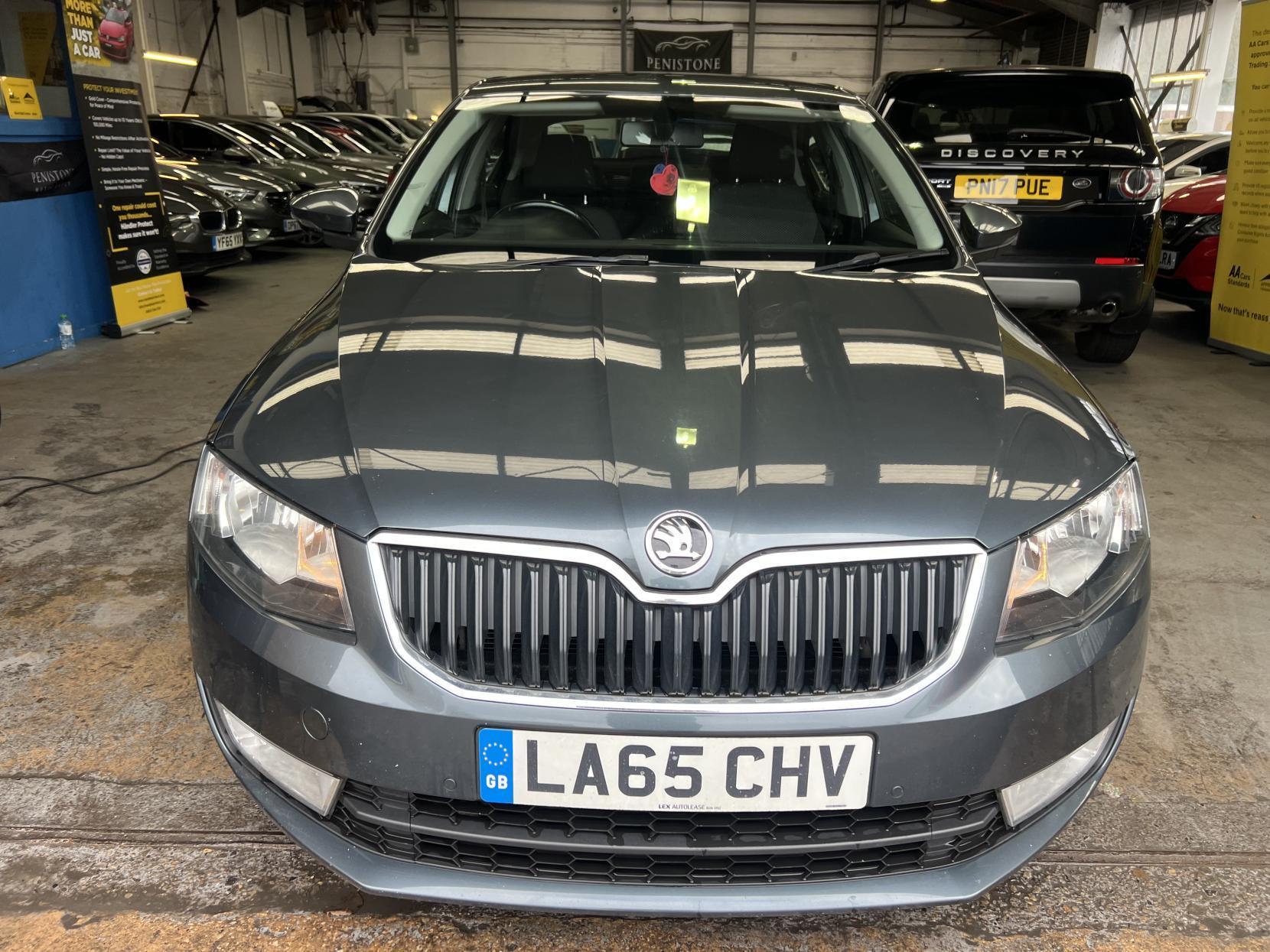 Skoda Octavia - Image 9