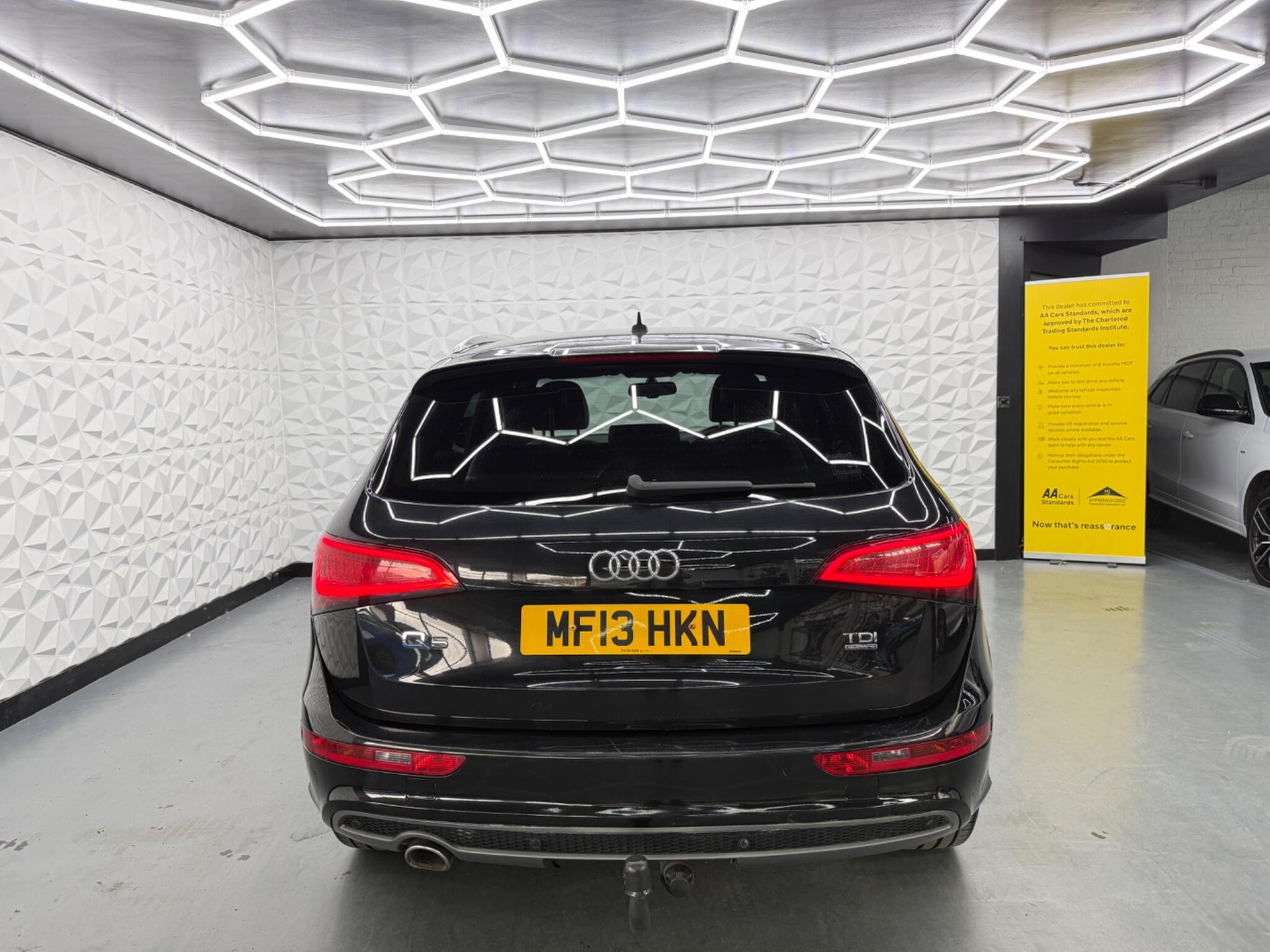 Audi Q5 - Image 12