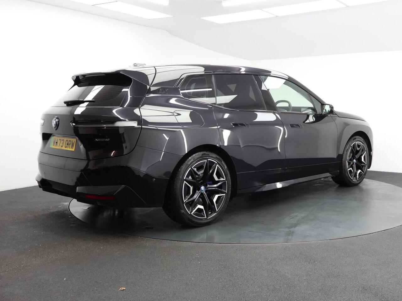 BMW IX - Image 11