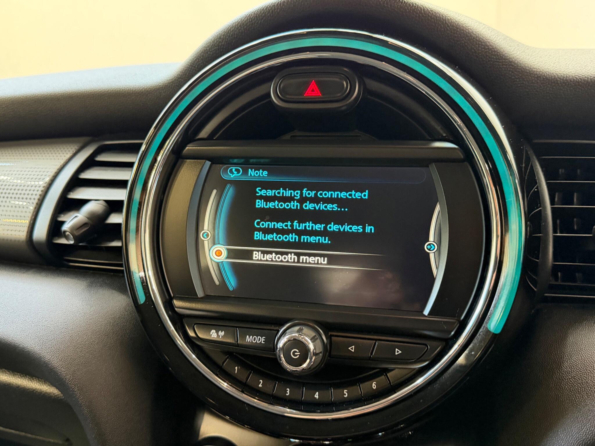 MINI Hatch - Image 20